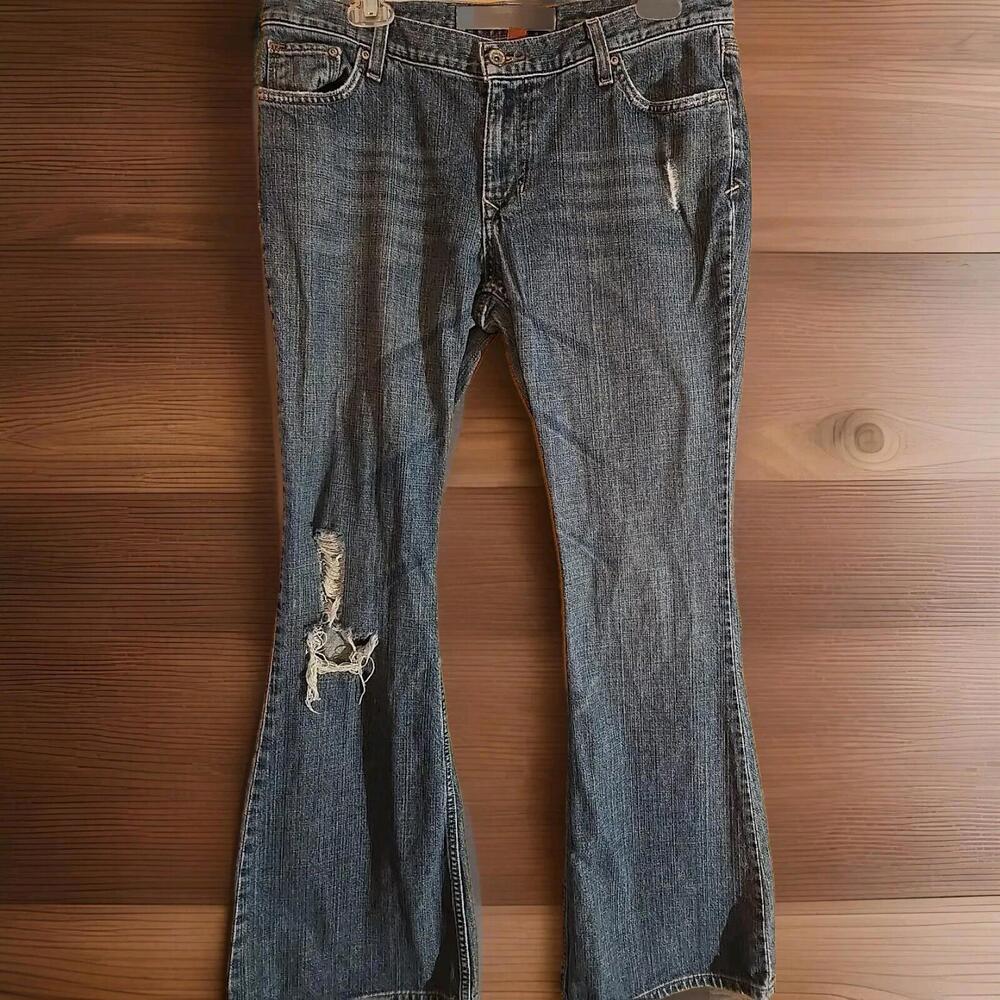 Mossimo Distressed Denim Jeans  Size 13 Blue 5 Pocket Low Rise Bootcut Med Wash